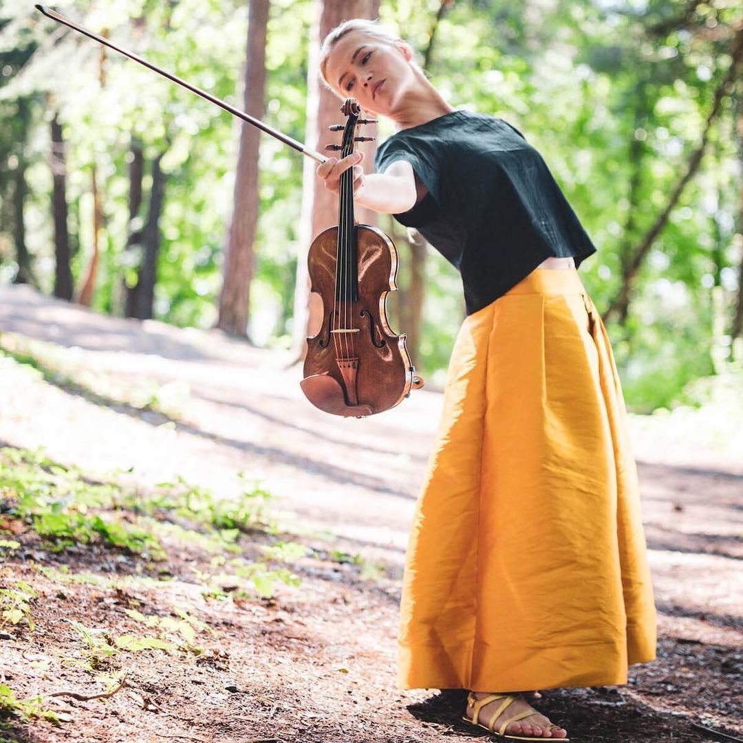Mari Silje Samuelsen Feet