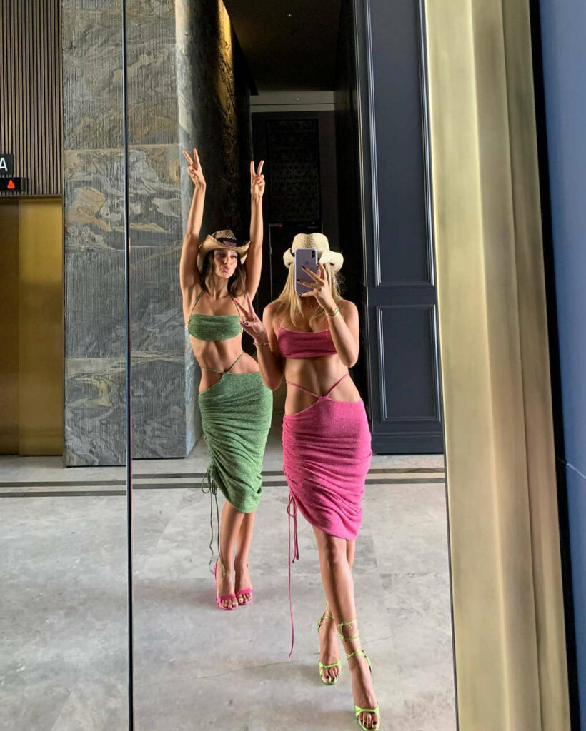 Neta Alchimister Feet (16 pictures)
