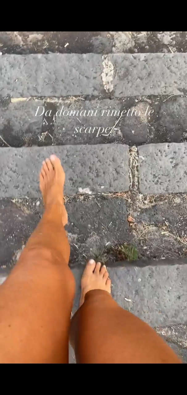 Marina La Rosa Feet