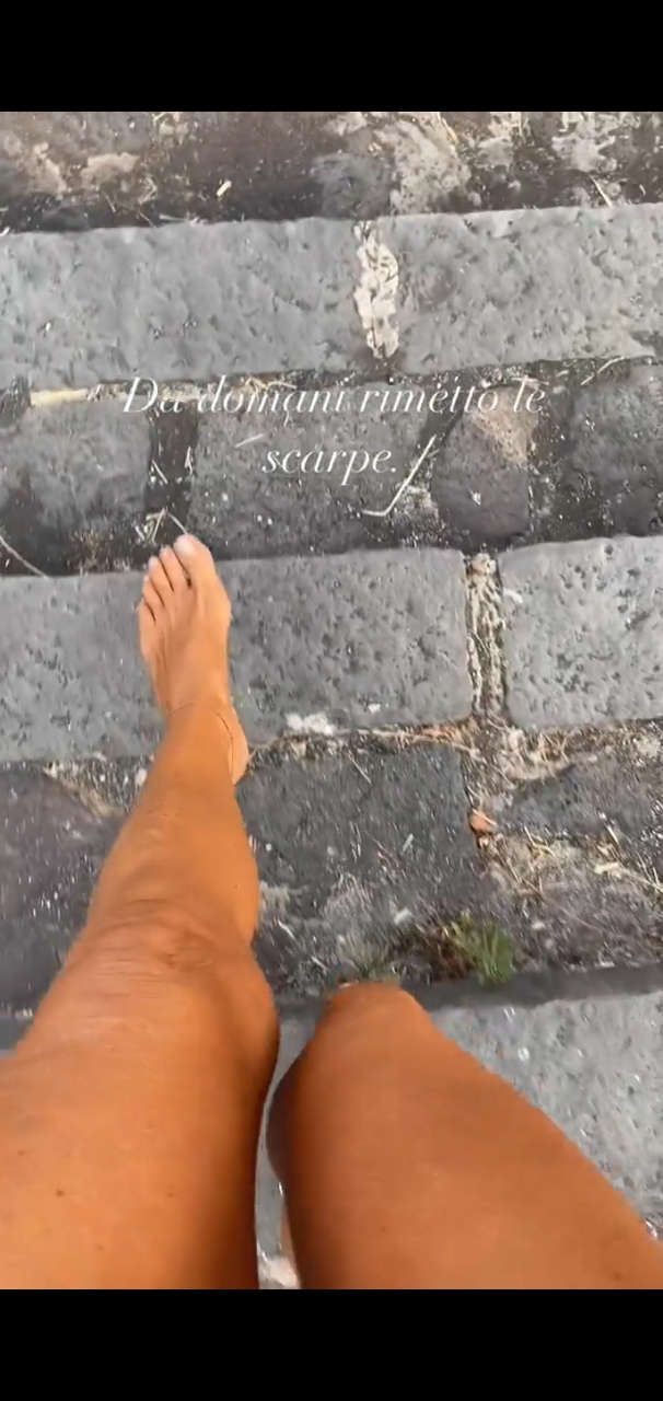 Marina La Rosa Feet