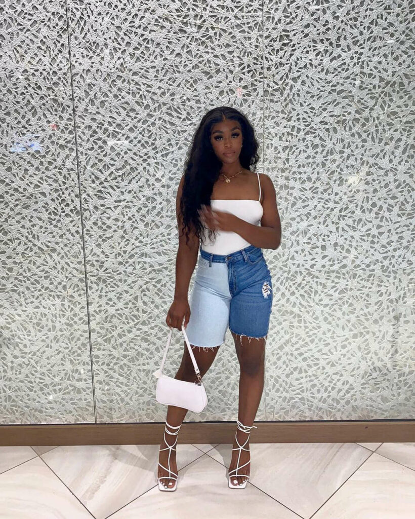 Emmerly Tinglin Feet (5 photos)