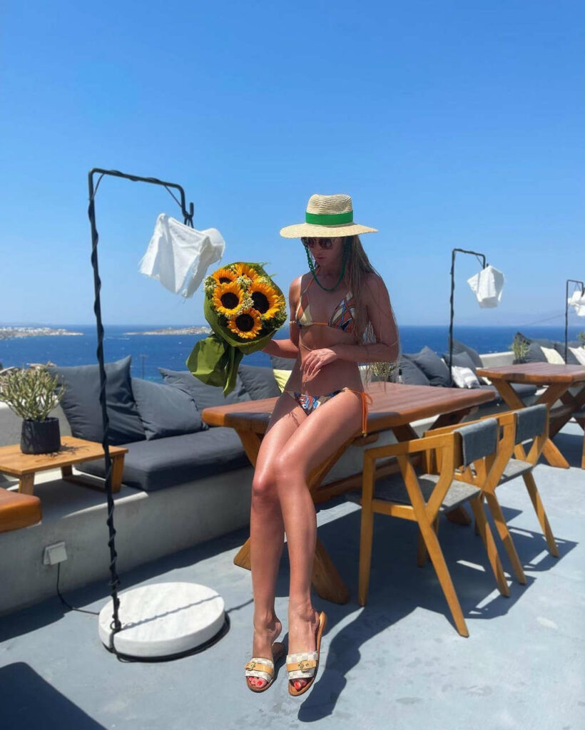 Olga Buzova Feet (10 photos)