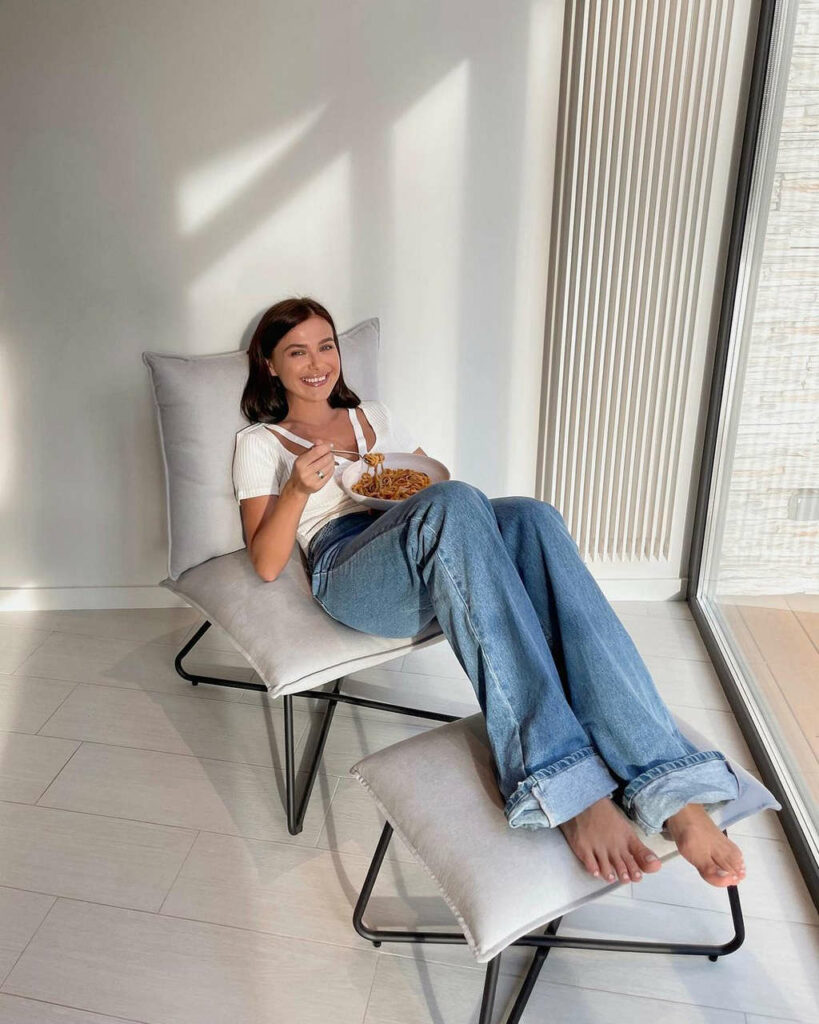 Elena Temnikova Feet (4 photos)