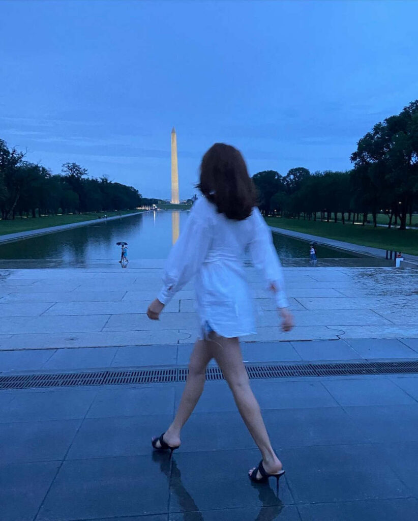 Yoli Lara Feet (4 pictures)