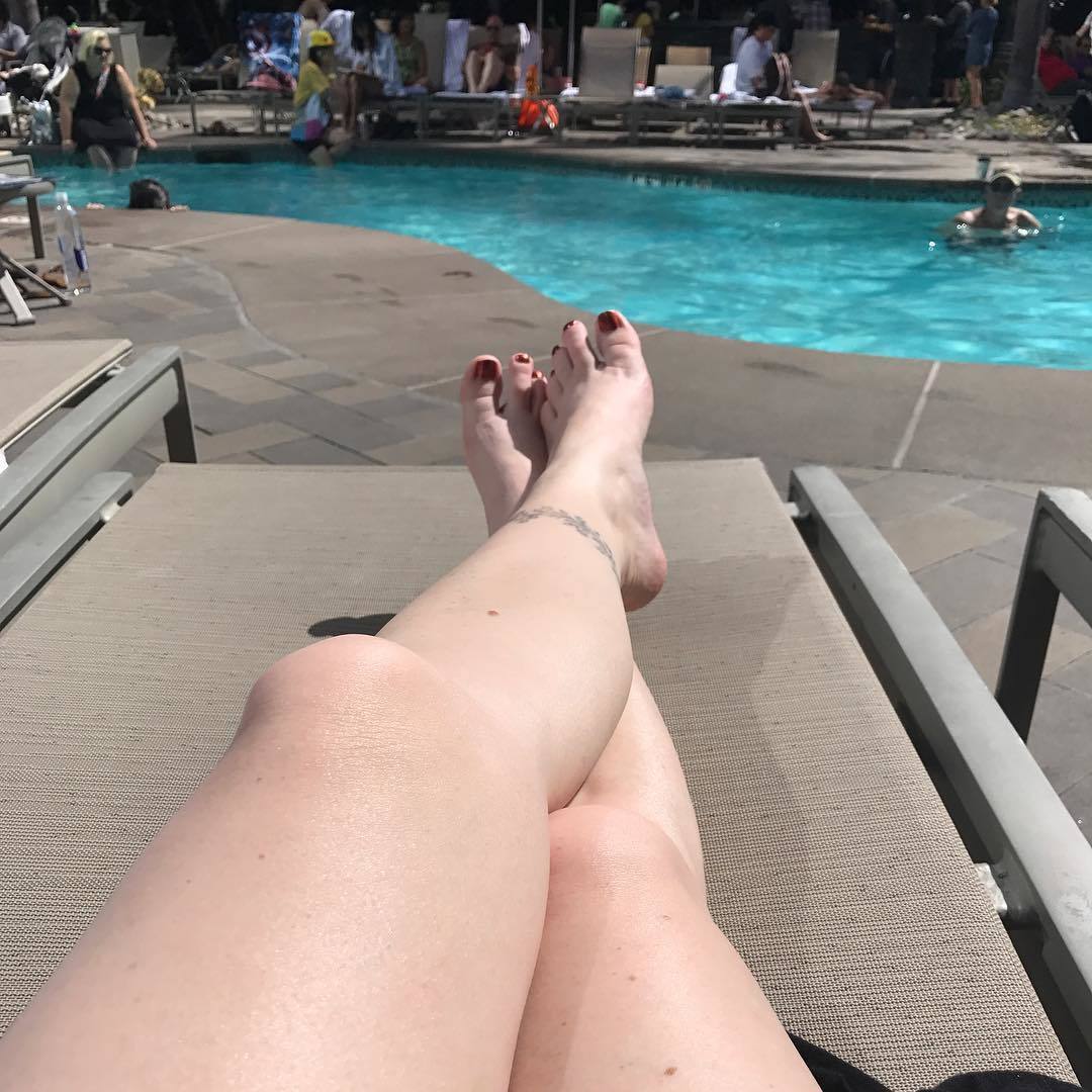 Mina Thorne Feet