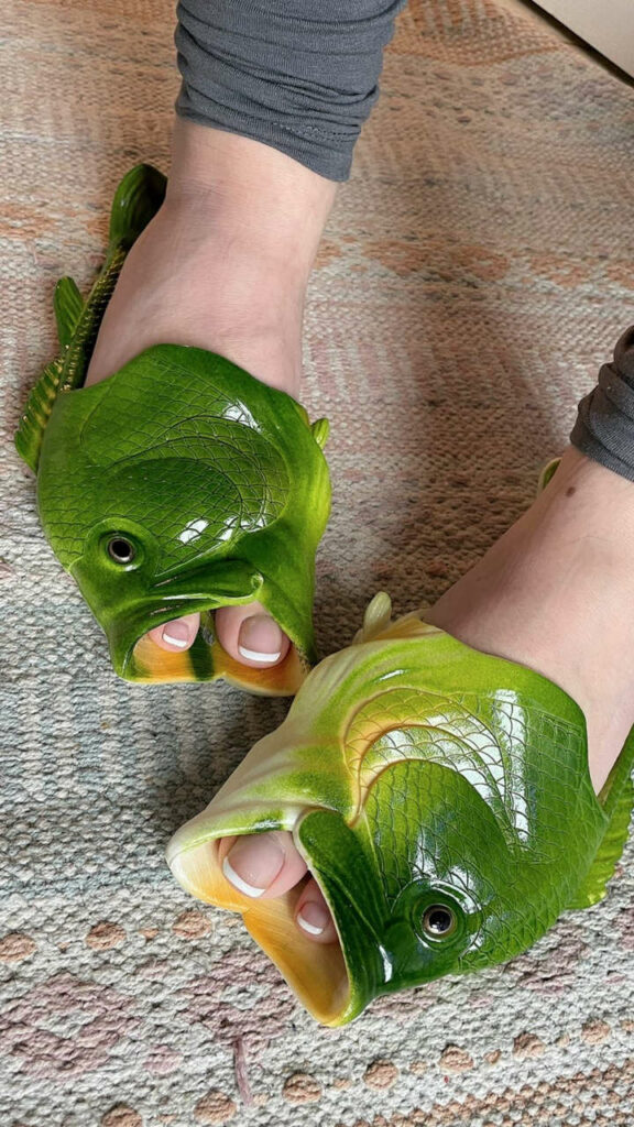 Hollie Bennett Feet