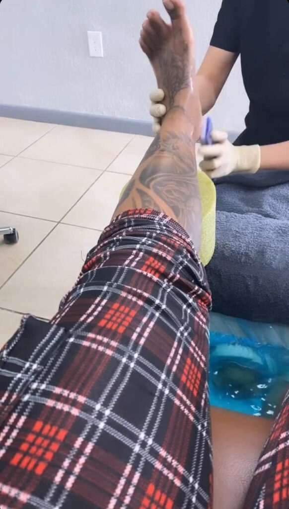 Yaya Flawless Feet