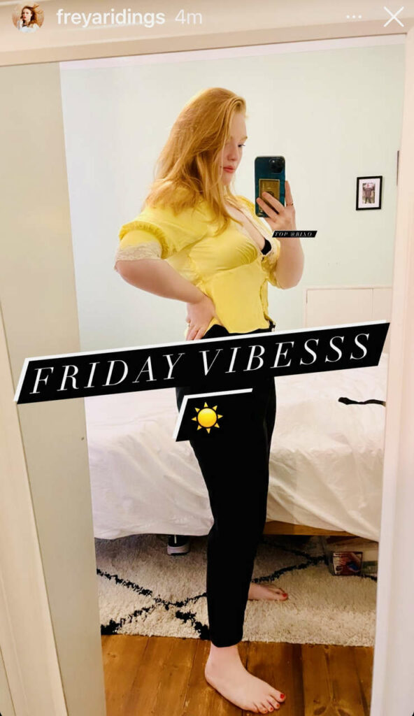 Freya Ridings Feet