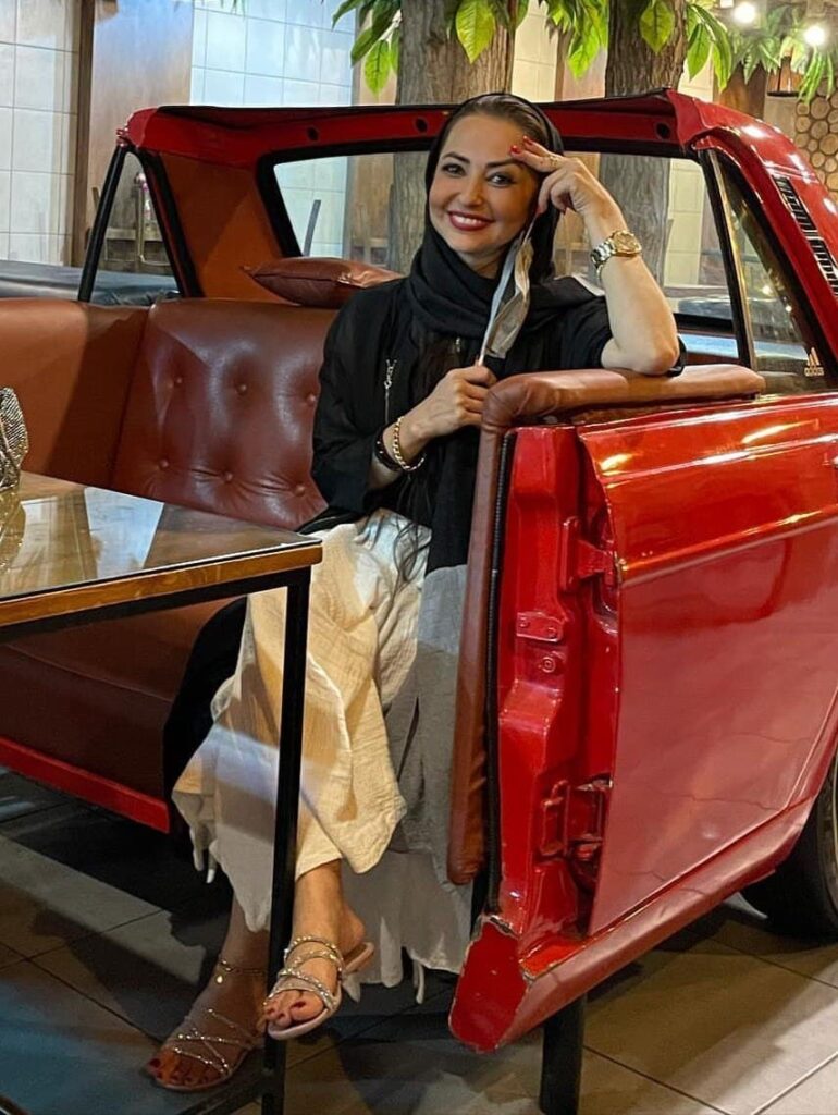 Nafiseh Roshan Feet