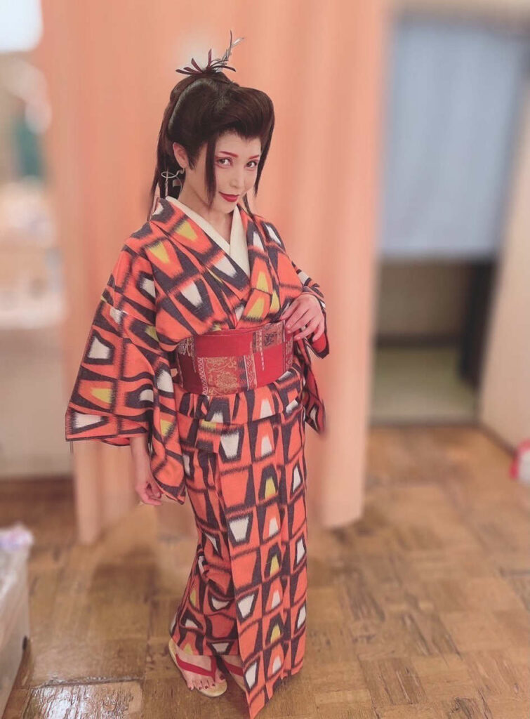 Emi Nitta Feet