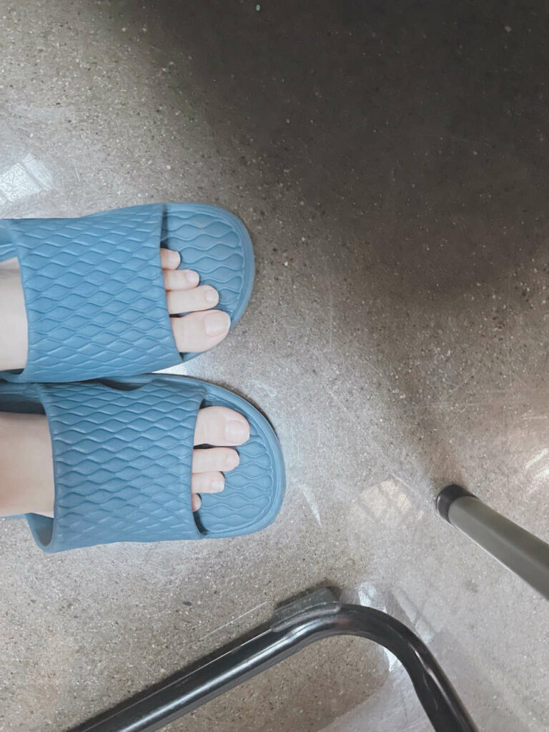 Momo Hirai Feet