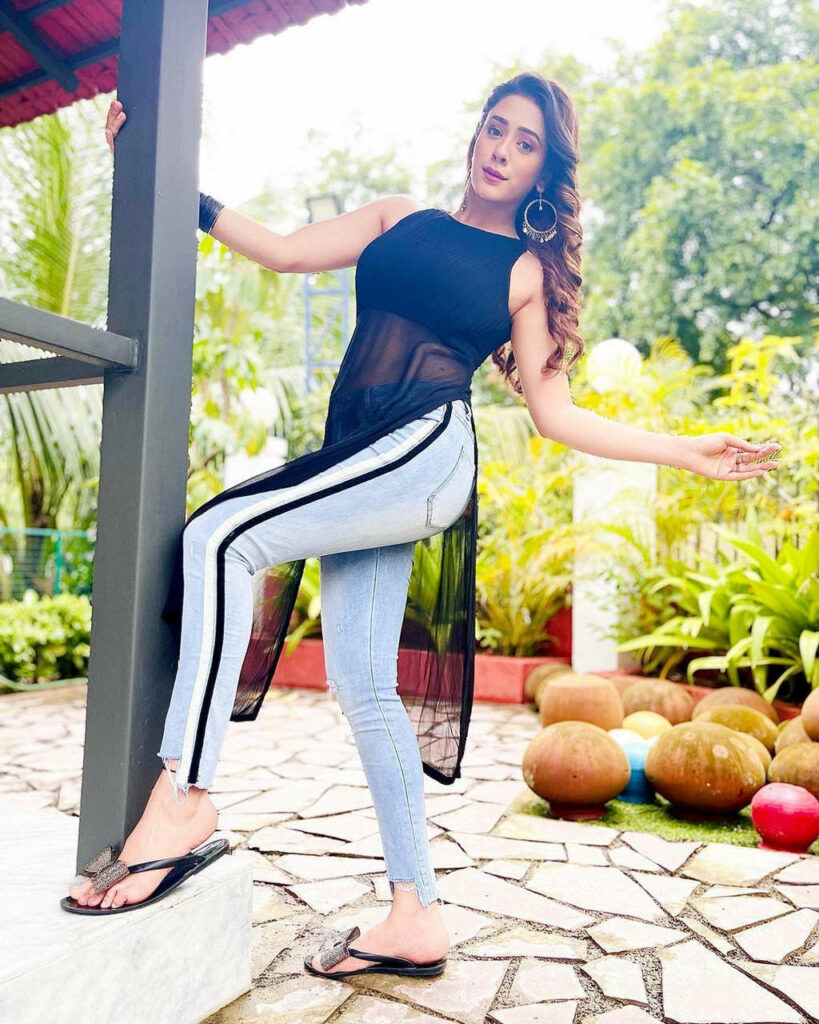 Hiba Nawab Feet