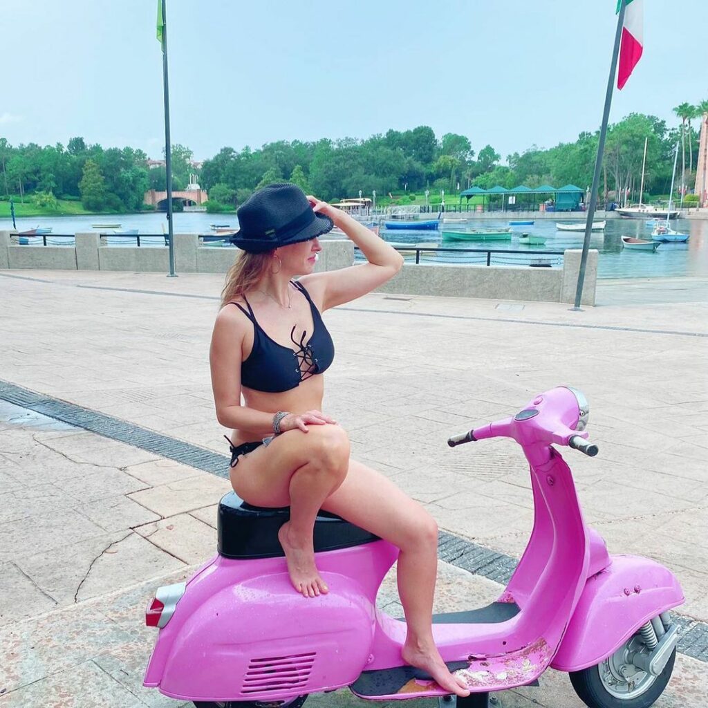 Gabriela Platas Feet
