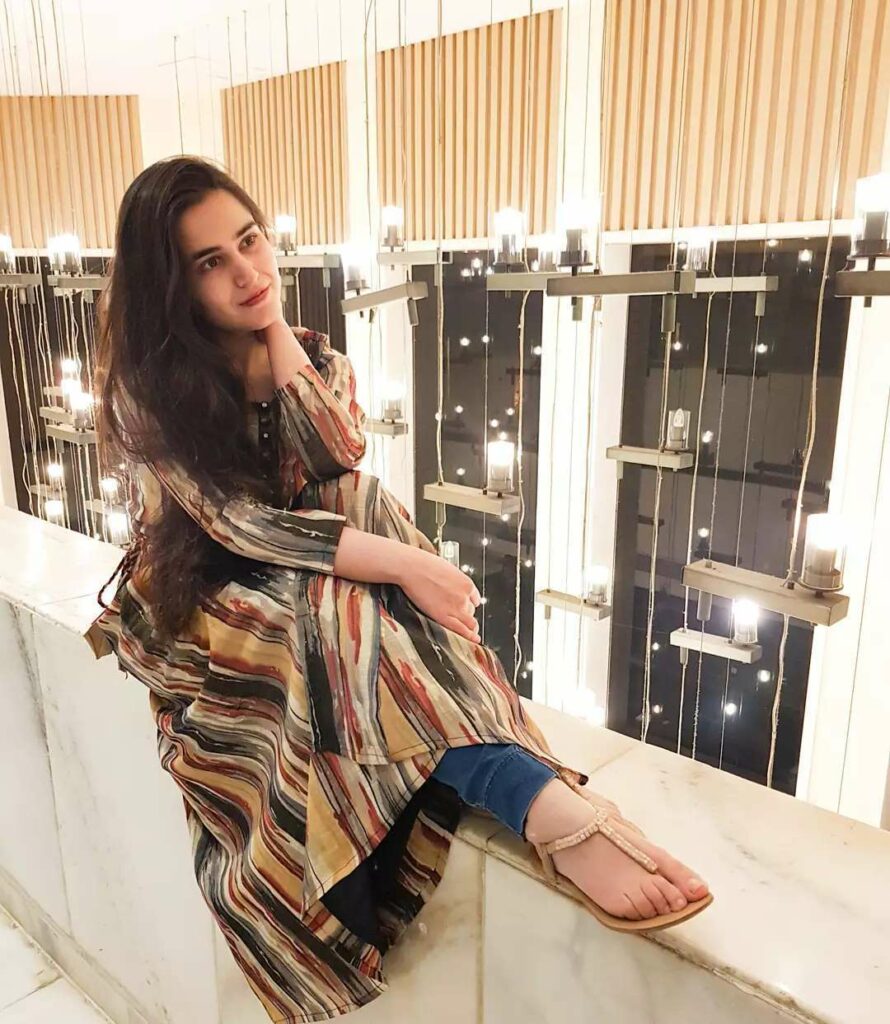 Raghvika Kohli Feet