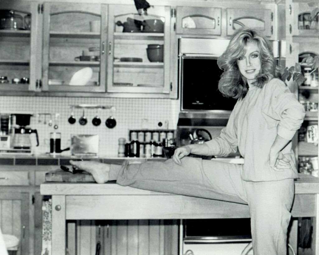 Donna Mills Feet