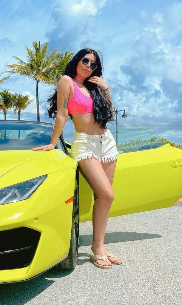 Brenda Zambrano Feet