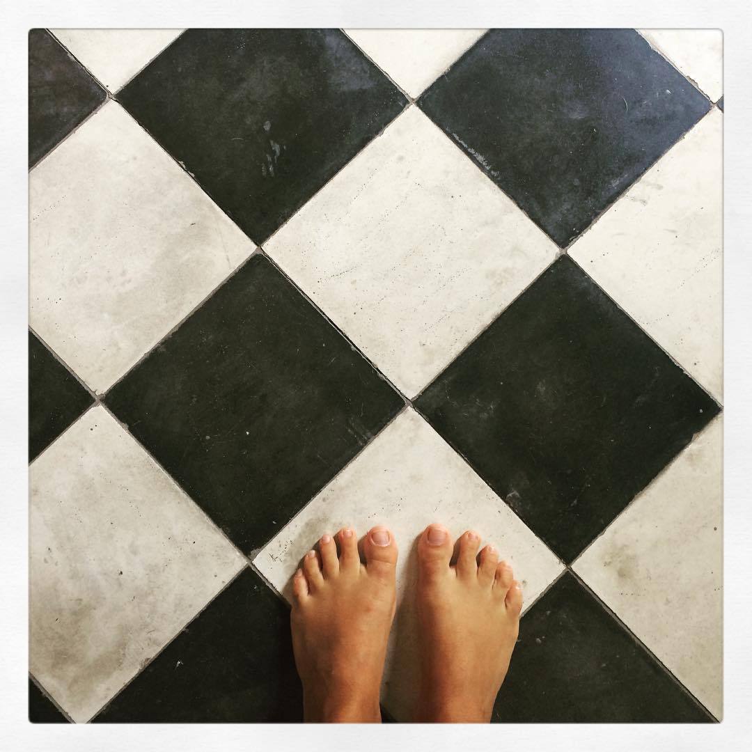 Camila Raznovich Feet