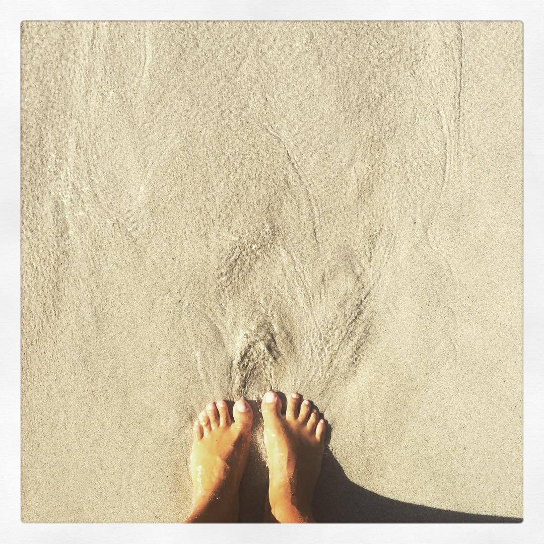Camila Raznovich Feet