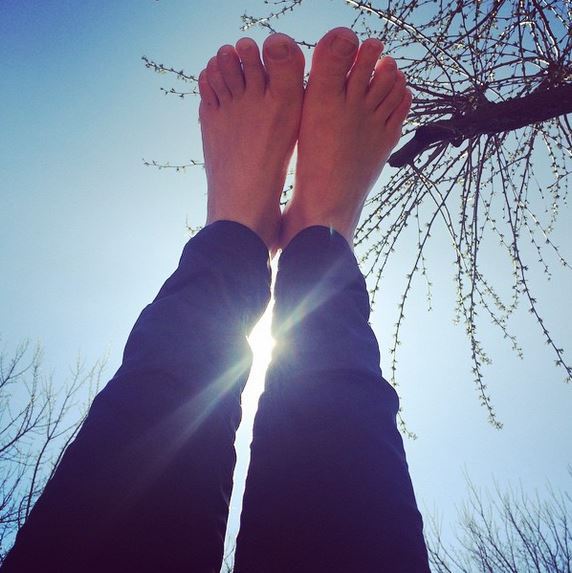 Camila Raznovich Feet