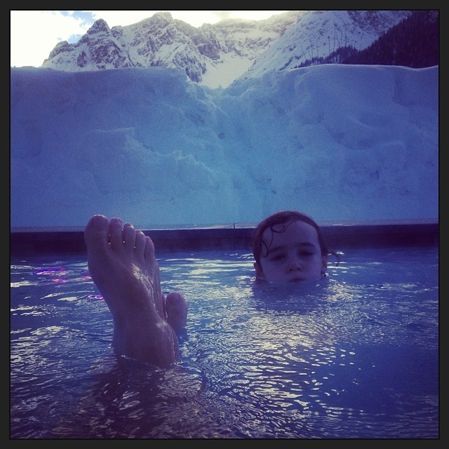 Camila Raznovich Feet