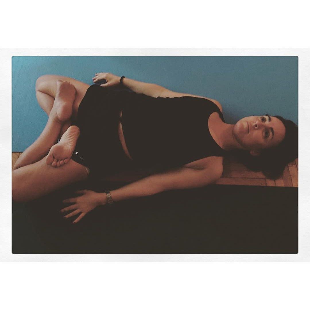 Camila Raznovich Feet