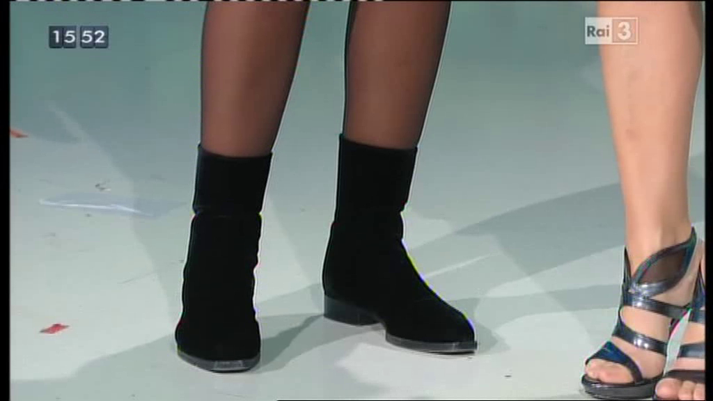 Camila Raznovich Feet