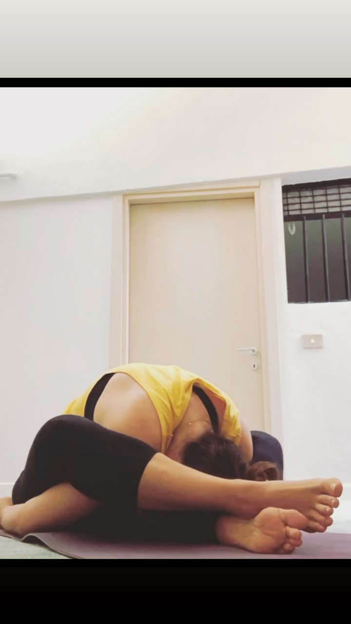 Camila Raznovich Feet