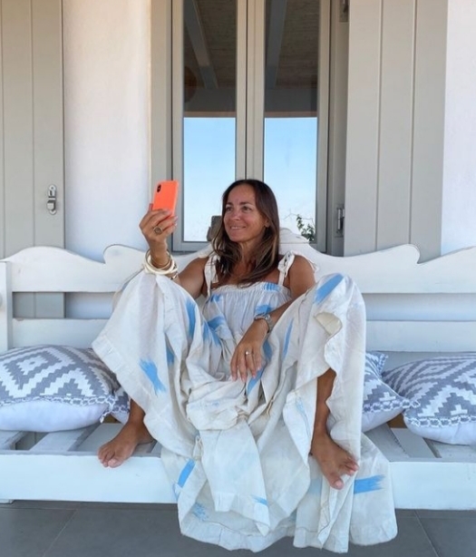 Camila Raznovich Feet