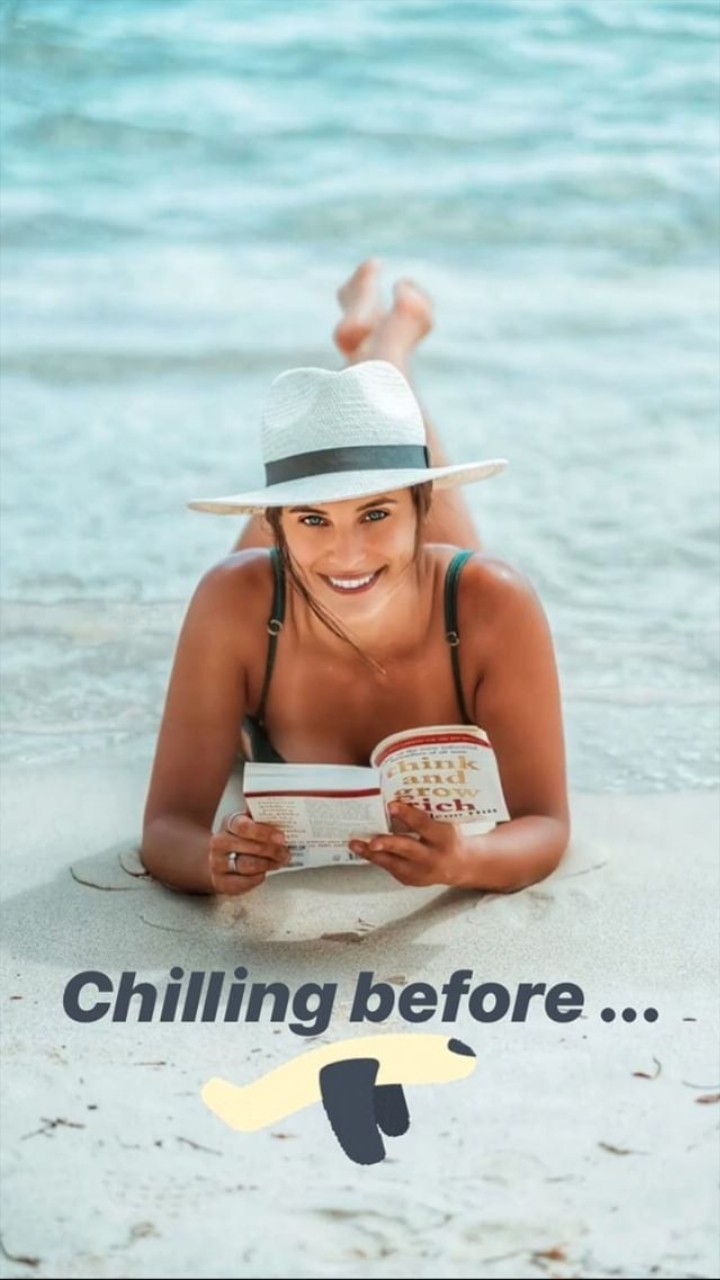 Christina Bompa Feet