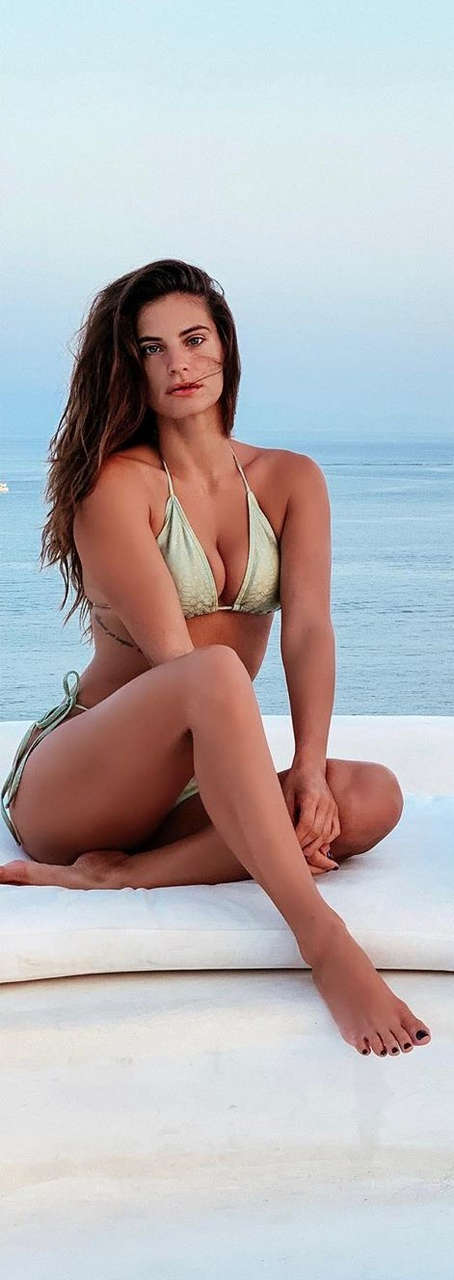 Christina Bompa Feet