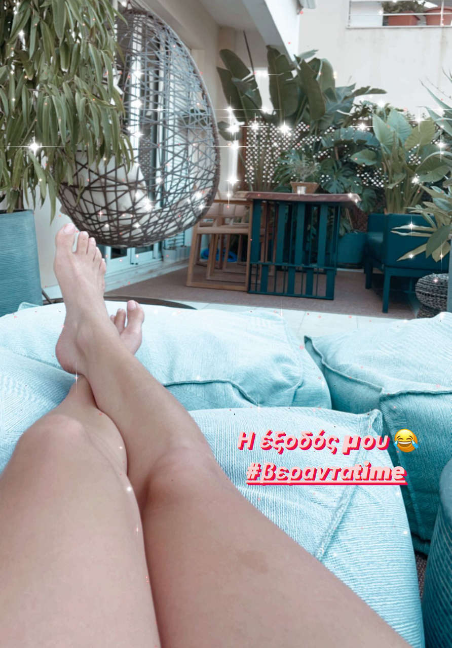 Christina Bompa Feet