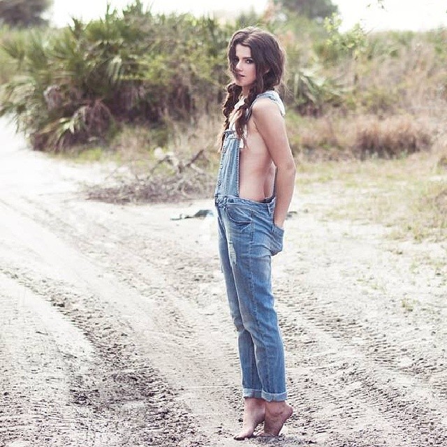 Hunter Denoyelles Feet