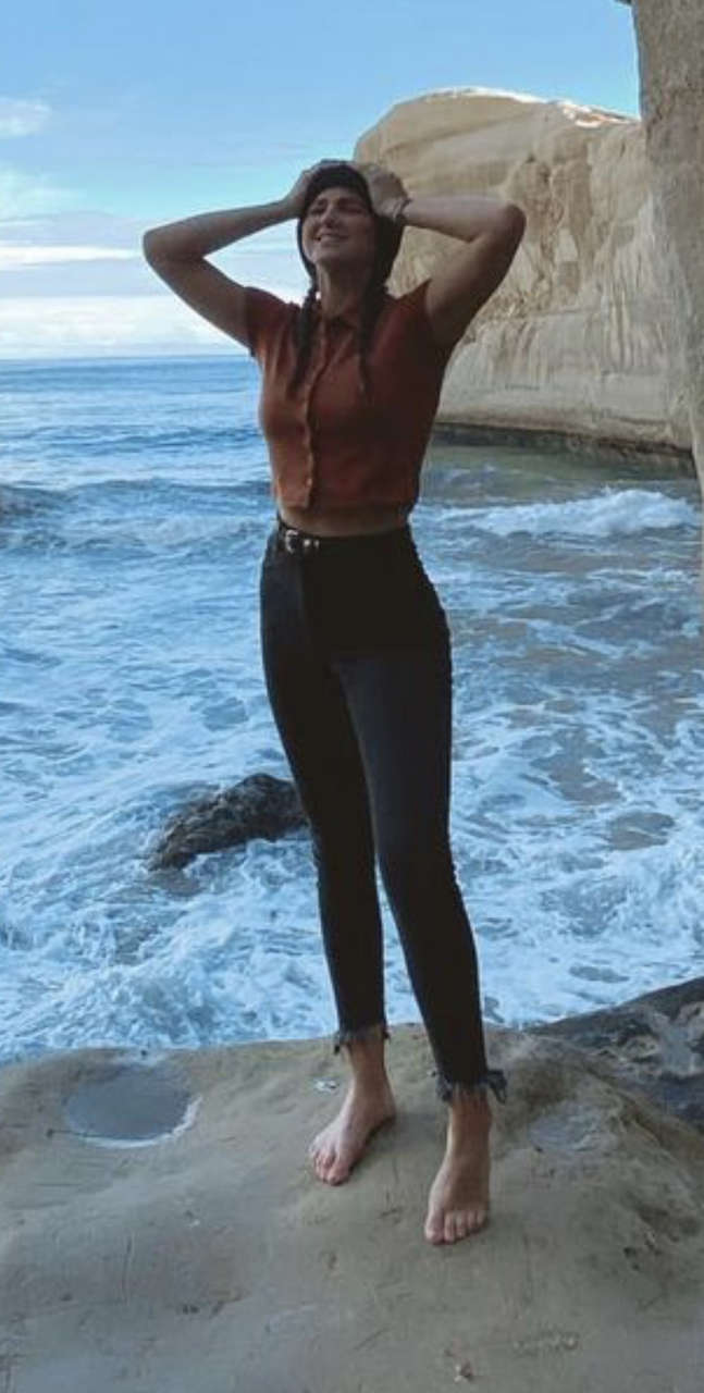 Hunter Denoyelles Feet