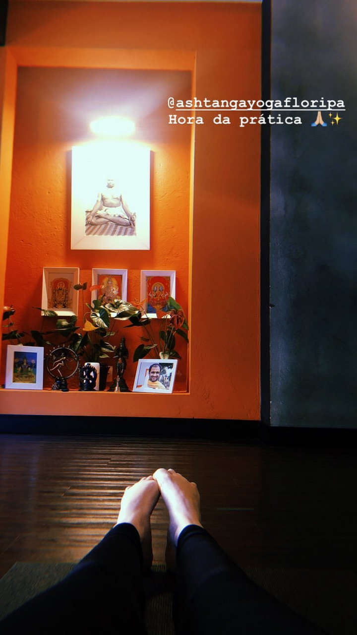 Gabriela Fernandes Feet