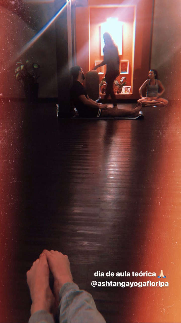 Gabriela Fernandes Feet