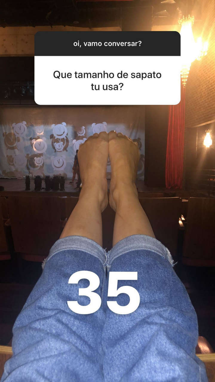 Gabriela Fernandes Feet