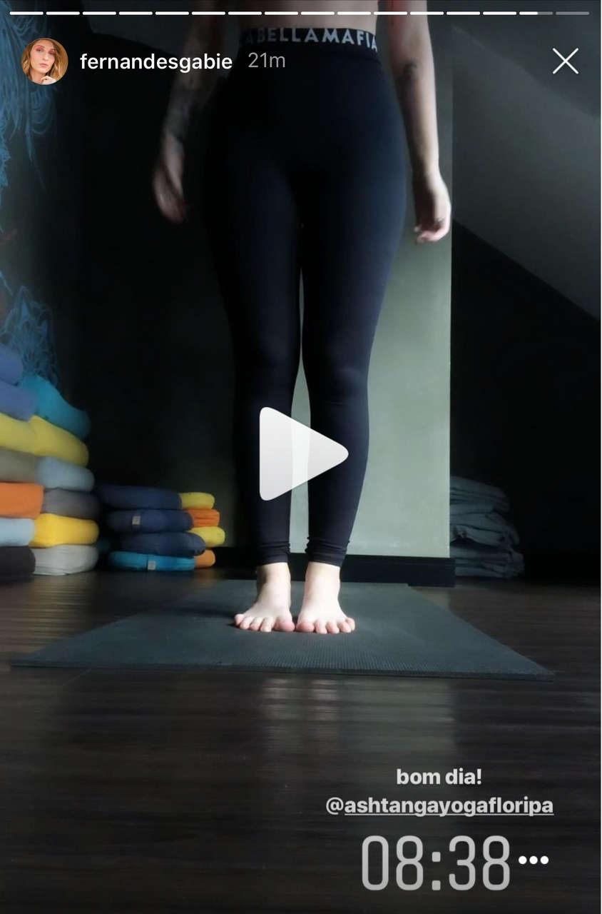 Gabriela Fernandes Feet