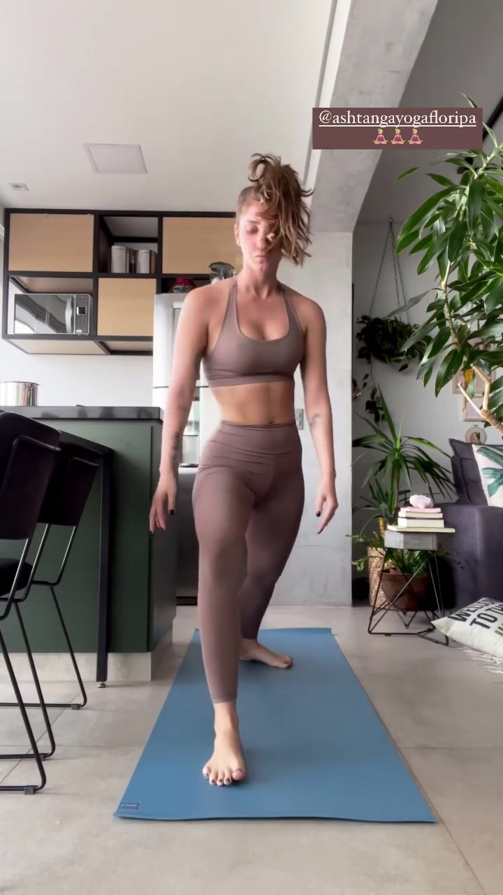 Gabriela Fernandes Feet