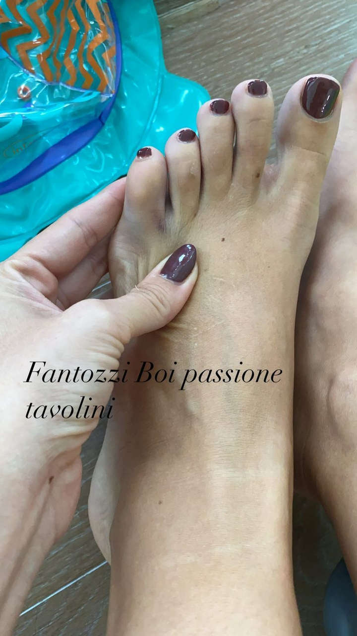 Eleonora Boi Feet