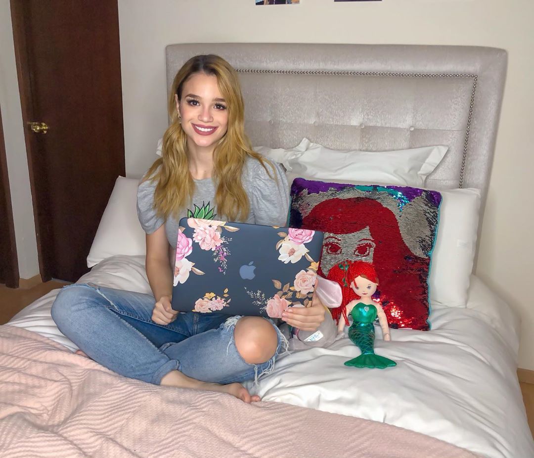 Ana Cecilia Gonzalez Feet