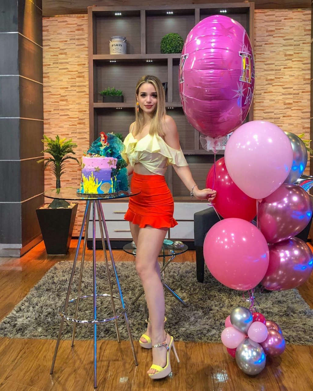 Ana Cecilia Gonzalez Feet