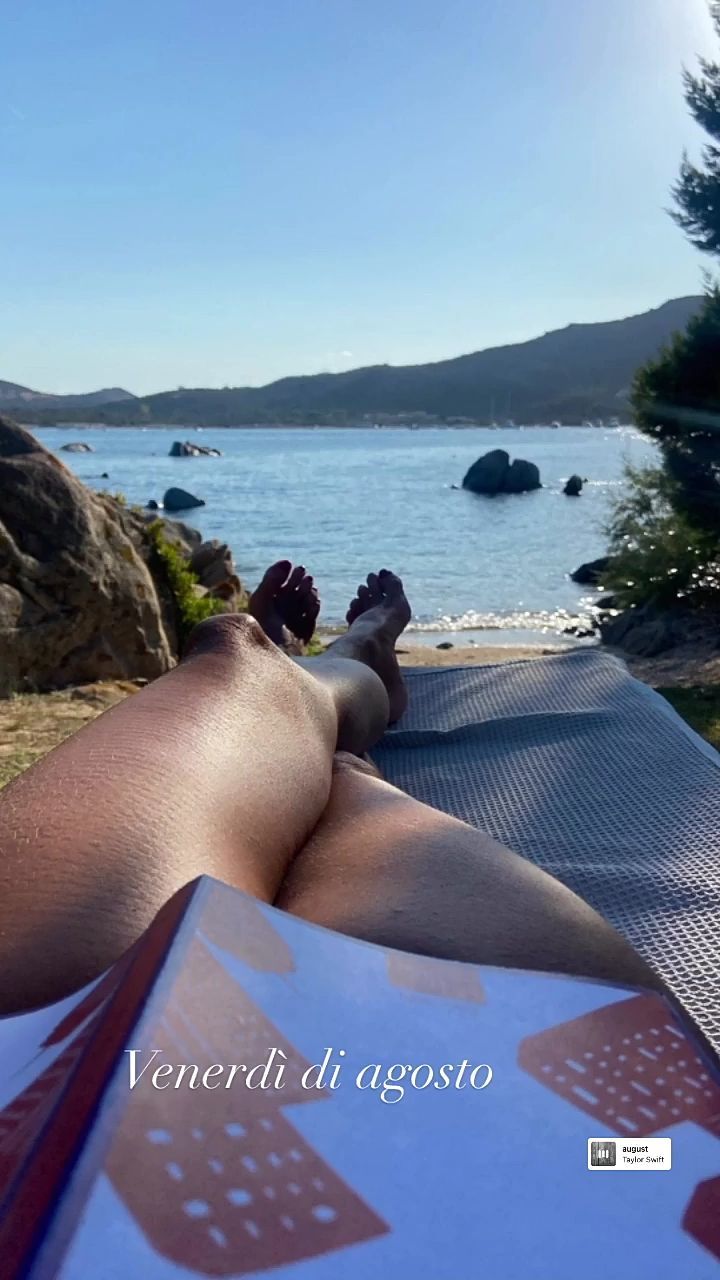 Cristina Parodi Feet