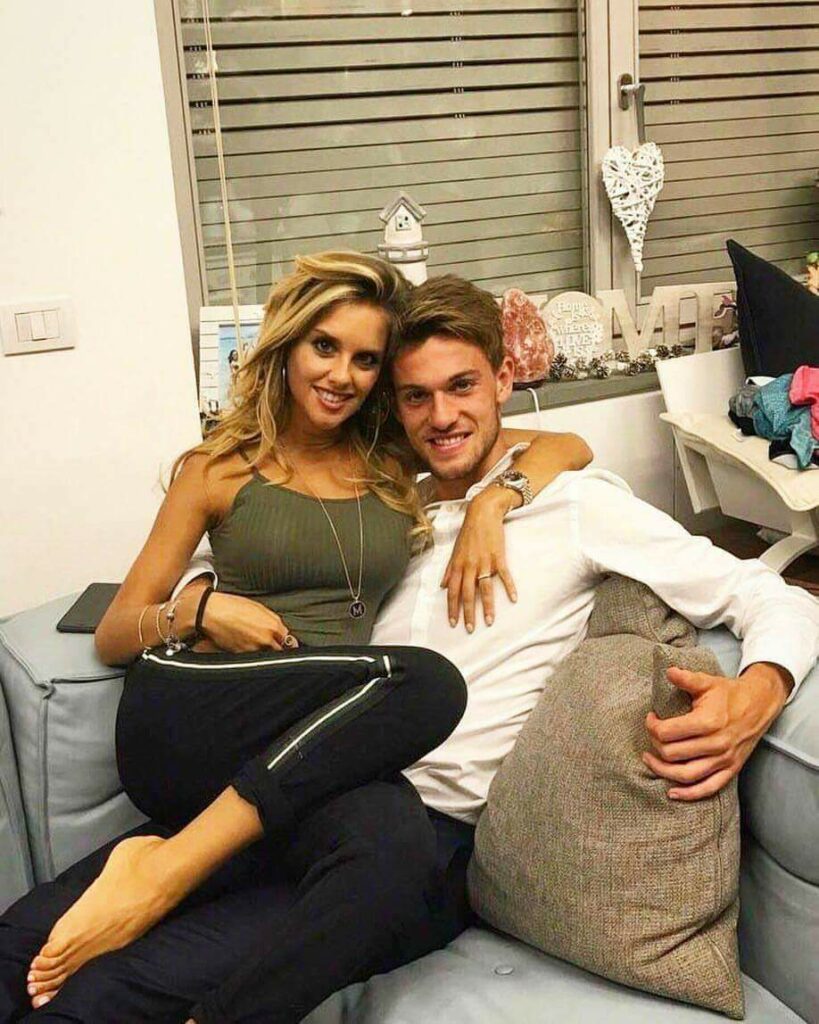 Michela Persico Feet (175 photos)