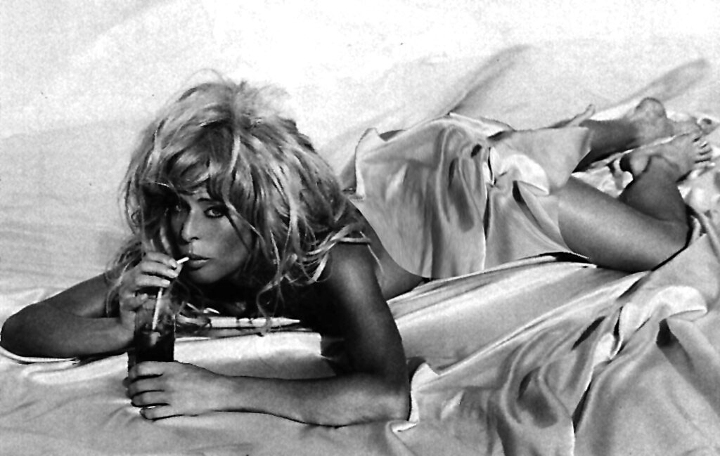 Farrah Fawcett Feet (207 photos)
