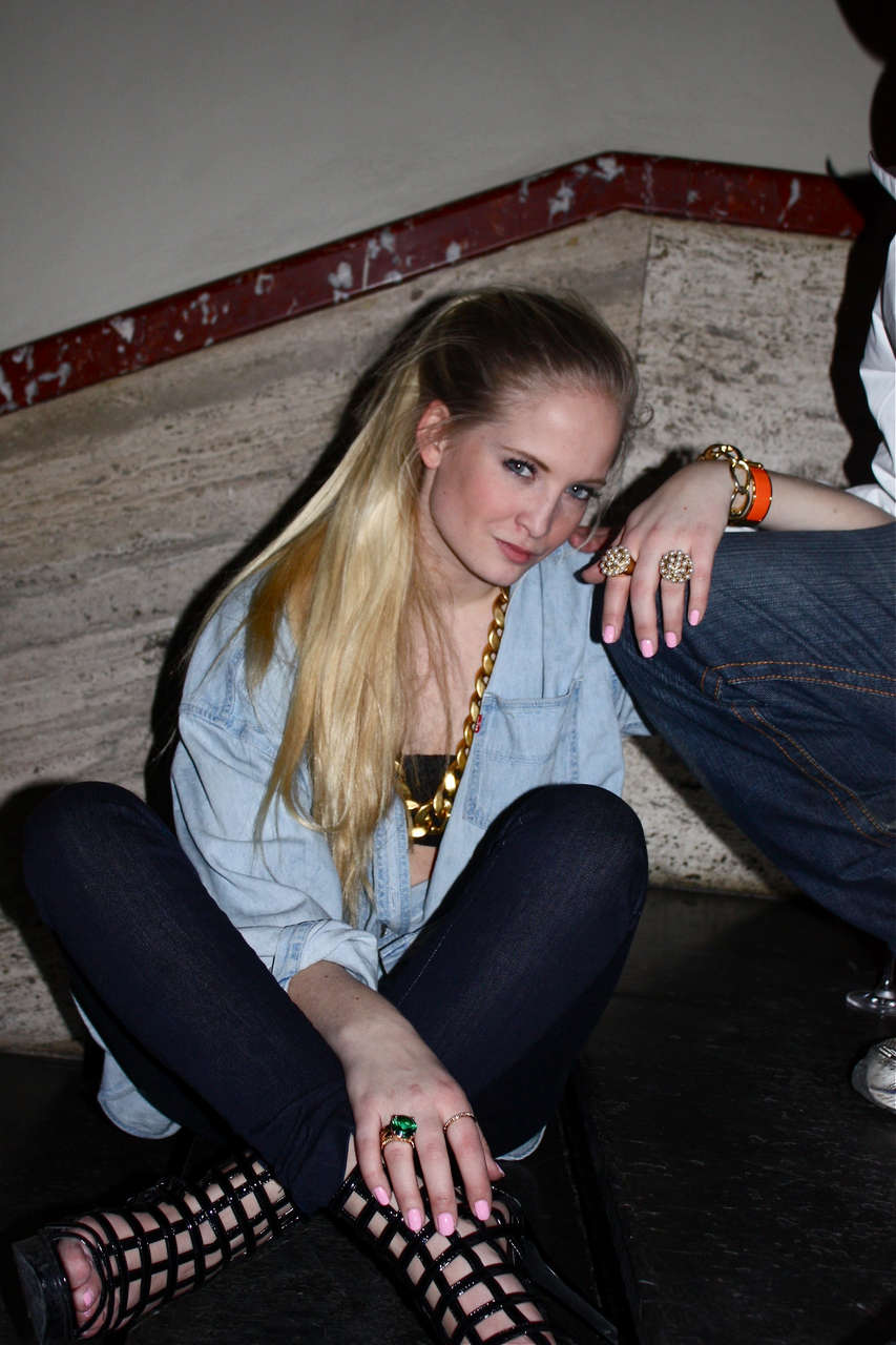 Natalie Helgerud Feet