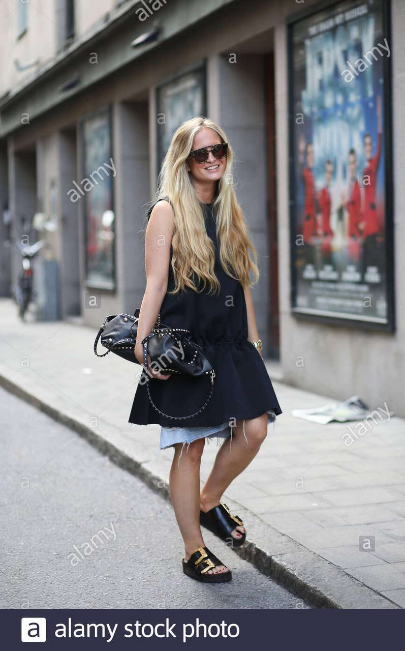 Natalie Helgerud Feet