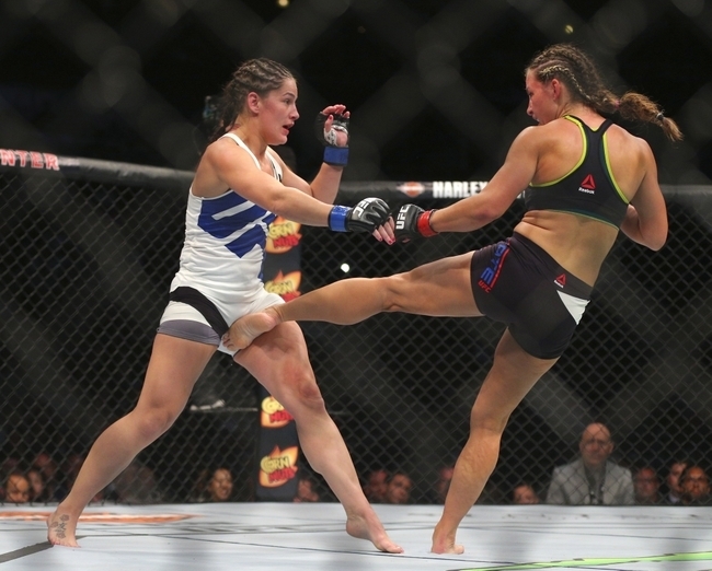 Jessica Eye Feet
