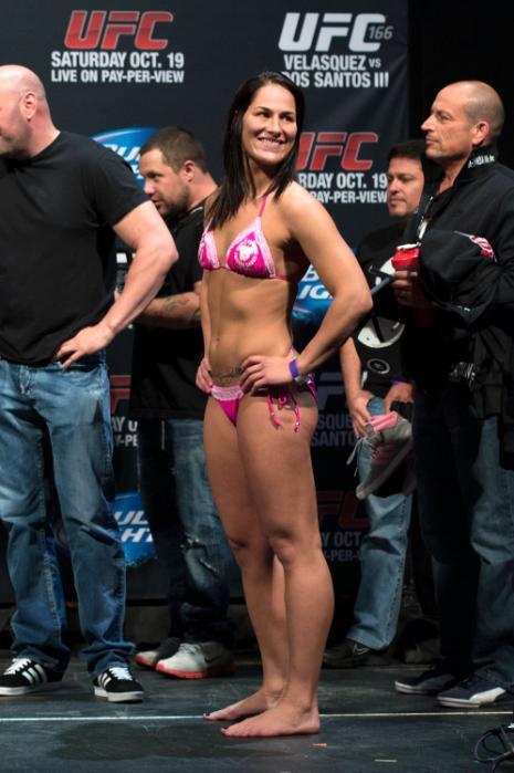 Jessica Eye Feet