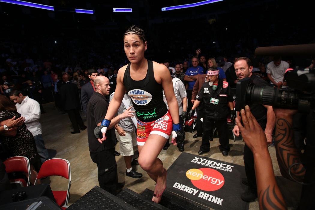 Jessica Eye Feet
