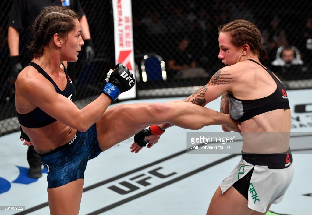 Jessica Eye Feet